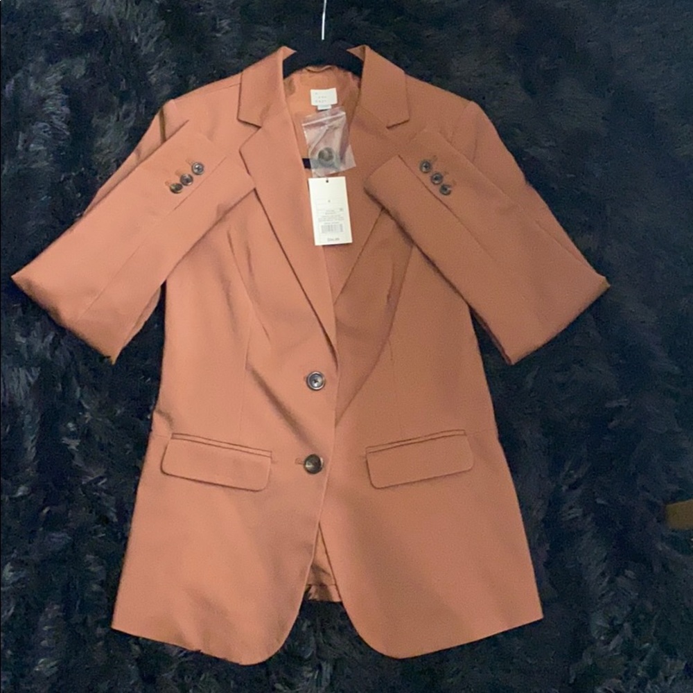 Women’s Mauve/Tan Blazer